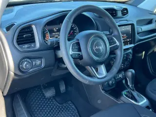 Jeep Renegade 2023 4x4 Latitude 4dr SUV