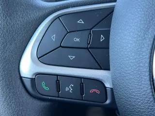 Jeep Renegade 2023 4x4 Latitude 4dr SUV
