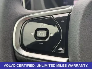 Volvo XC60 2024 AWD B5 Plus Tema Oscuro 4dr SUV