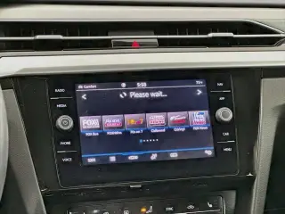 Volkswagen Arteon 2021 SE 4dr Sedán