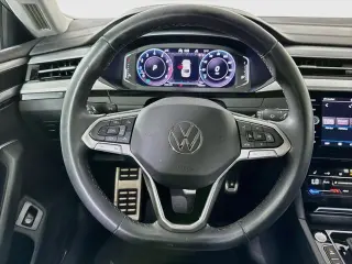 Volkswagen Arteon 2021 SE 4dr Sedán