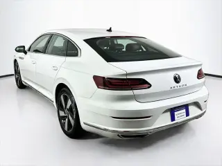 Volkswagen Arteon 2021 SE 4dr Sedán