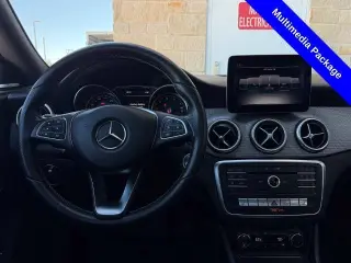 Mercedes-Benz CLA 2017 CLA 250 4dr Sedán