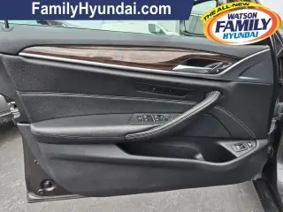 Sedán BMW 5 Series 2018 AWD 530e xDrive iPerformance 4dr