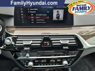 Sedán BMW 5 Series 2018 AWD 530e xDrive iPerformance 4dr