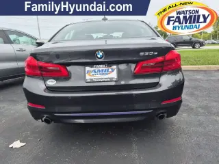 Sedán BMW 5 Series 2018 AWD 530e xDrive iPerformance 4dr