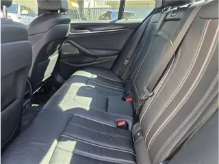 Sedán BMW 5 Series 2021 540i 4 puertas