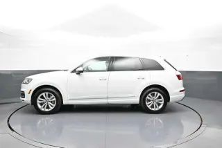 Audi Q7 2019 AWD quattro SE Premium 55 TFSI 4dr SUV