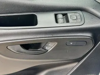 Mercedes-Benz Sprinter 2025 2500 3 puertas Huella de 144 pulgadas Furgoneta de carga (2.0L I4)