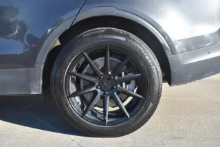 Land Rover Discovery 2018 AWD HSE Luxury 4puertas SUV