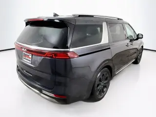 Kia Carnival 2023 SX Prestige 4dr Mini-Van
