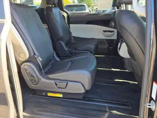 Kia Carnival 2022 EX 4dr Mini-Van