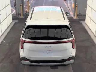 Kia Carnival 2026 LXS 4dr Mini-Van