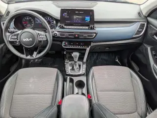Kia Seltos 2023 S 4dr SUV