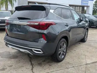Kia Seltos 2023 S 4dr SUV
