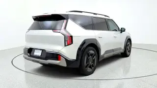 Kia EV9 2024 AWD GT-Line 4dr SUV