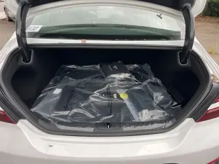 Genesis G70 2026 2.5T Standard 4dr Sedán