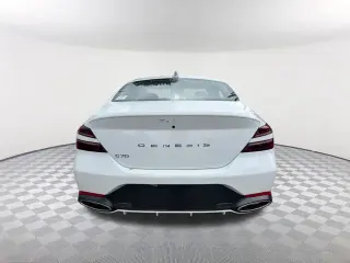 Genesis G70 2026 2.5T Standard 4dr Sedán