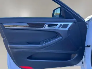 Genesis G80 2019 3.8 4dr Sedán