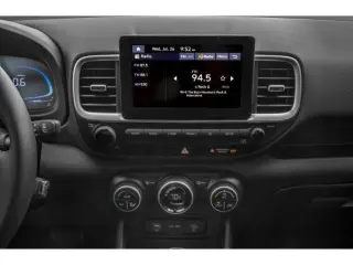 Hyundai VENUE 2026 SEL 4dr Crossover con Techo de Dos Tonos