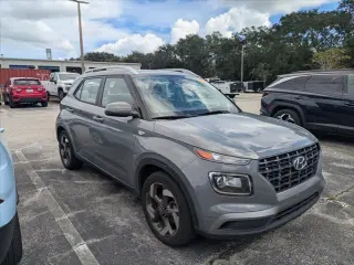 Hyundai VENUE 2022 SEL 4 puertas Crossover