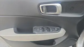 Hyundai VENUE 2025 SEL 4dr Crossover