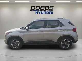 Hyundai VENUE 2025 SEL 4dr Crossover