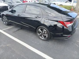 Hyundai ELANTRA 2023 SEL 4dr Sedán