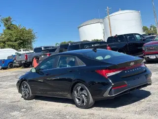 Hyundai ELANTRA Hybrid 2024 Limited 4dr Sedán