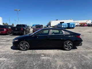 Hyundai ELANTRA Hybrid 2024 Limited 4dr Sedán