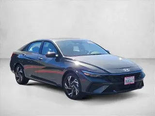 Hyundai ELANTRA Hybrid 2025 SEL Sport 4dr Sedán