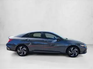 Hyundai ELANTRA Hybrid 2025 SEL Sport 4dr Sedán