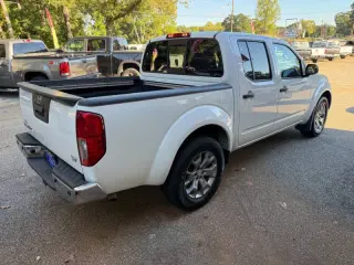 2020 Nissan Frontier