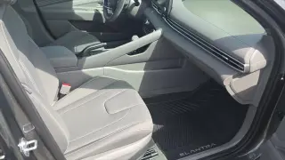 Hyundai ELANTRA 2026 SEL Sport Sedán de 4 puertas