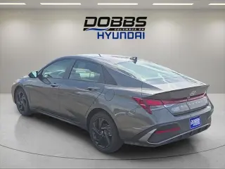 Hyundai ELANTRA 2026 SEL Sport Sedán de 4 puertas