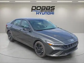 Hyundai ELANTRA 2026 SEL Sport Sedán de 4 puertas