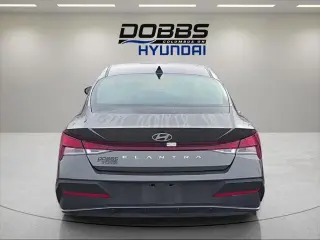 Hyundai ELANTRA 2024 SEL Sedán 4 puertas