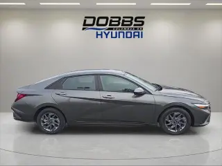 Hyundai ELANTRA 2024 SEL Sedán 4 puertas