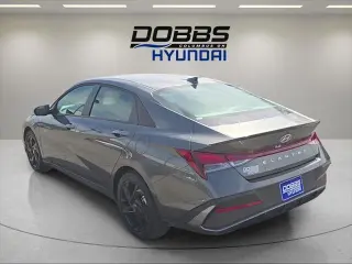 Hyundai ELANTRA 2026 SEL Sport 4dr Sedán