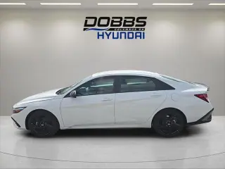 Hyundai ELANTRA 2026 SEL Sport 4dr Sedán