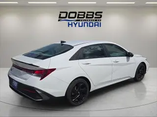 Hyundai ELANTRA 2026 SEL Sport 4dr Sedán