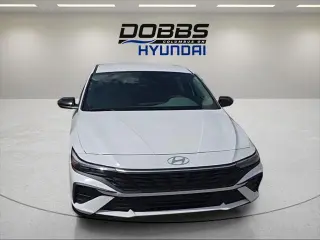 Hyundai ELANTRA 2026 SEL Sport 4dr Sedán