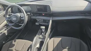 Hyundai ELANTRA 2026 SEL Sport 4dr Sedán