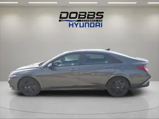 Hyundai ELANTRA 2026 SEL Sport 4dr Sedán