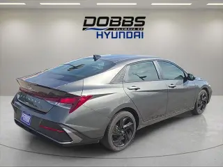 Hyundai ELANTRA 2026 SEL Sport 4dr Sedán