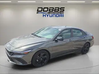Hyundai ELANTRA 2026 SEL Sport Sedán de 4 puertas