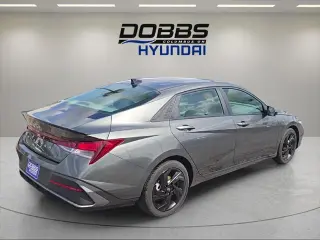 Hyundai ELANTRA 2026 SEL Sport Sedán de 4 puertas