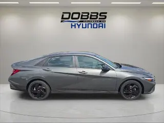 Hyundai ELANTRA 2026 SEL Sport Sedán de 4 puertas