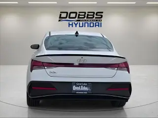 Hyundai ELANTRA 2026 SEL Sport 4dr Sedán
