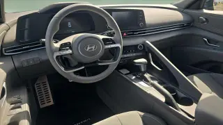 Hyundai ELANTRA 2026 SEL Sport 4dr Sedán